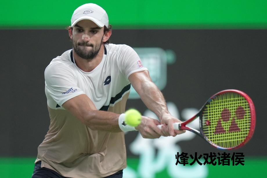 [图]瓦舍罗2-1逆转林德克内希 首夺上海群众赛冠军