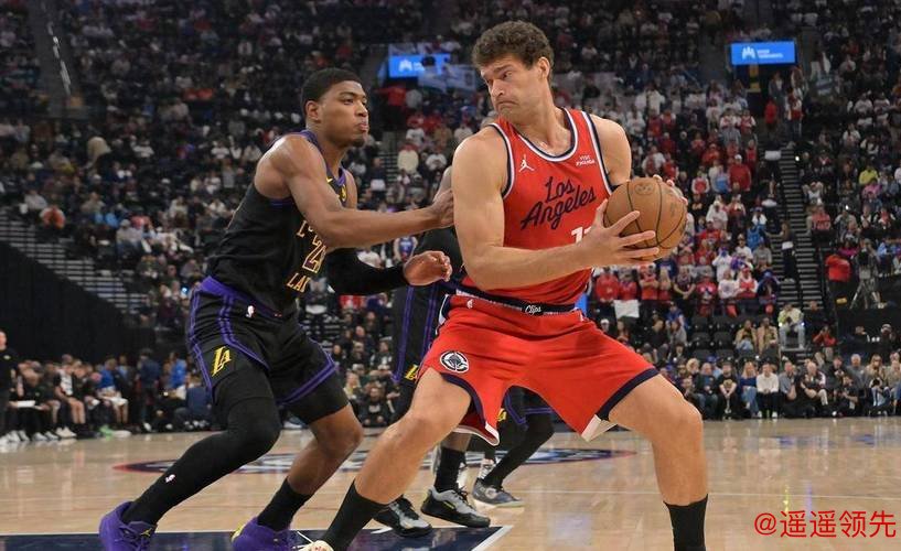 小胜8分也提气，快船验证4件事，泰伦卢有了钥匙，2人是大宝贝